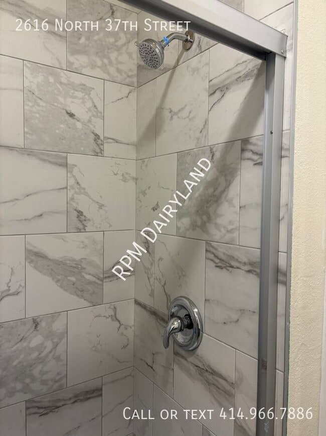 Foto del edificio - 2616 N 37th St