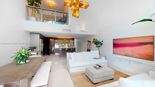 Foto del edificio - 6000 Collins Ave