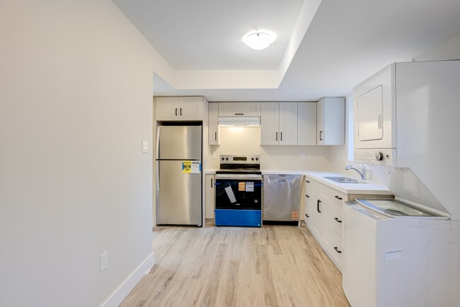 Building Photo - 64 Collete Crescent