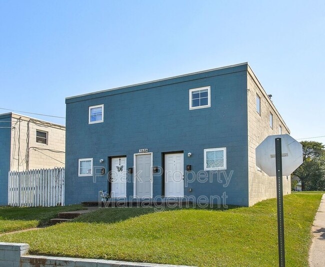 Building Photo - 1618 Maury St