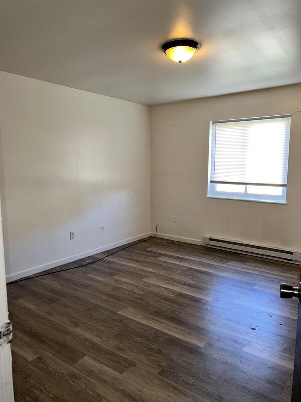 Foto del edificio - 4361 Powell Rd