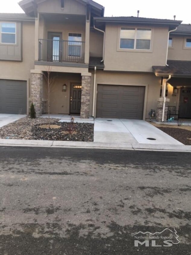 1346 Viellion Pky, Mound House, NV 89706 Condo for Rent in Mound