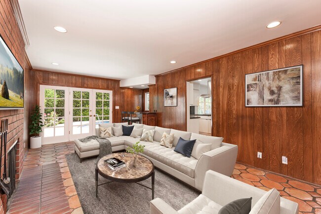 Building Photo - 13931 Branton Pl