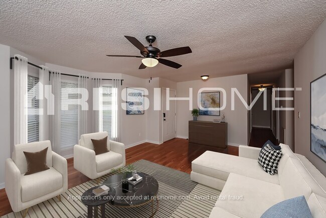 Foto del edificio - 2195 Creekview Ln