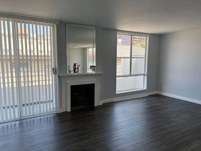 Foto del edificio - 11857 Texas Ave