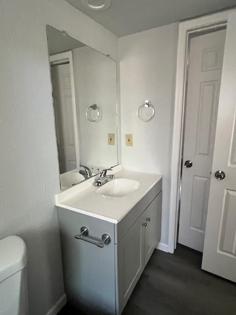 Foto del edificio - 16800 Sugar Pine Dr