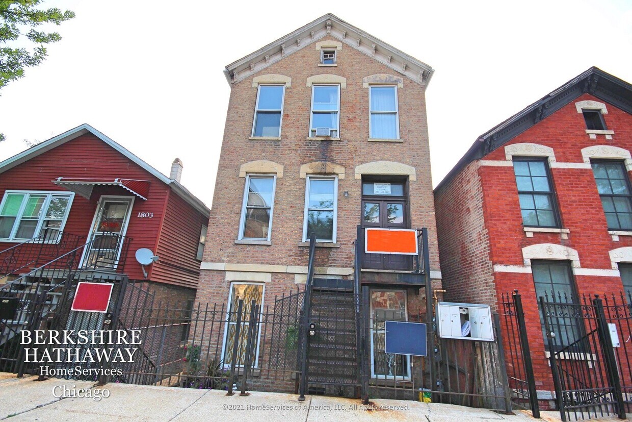 Primary Photo - 1807 S Carpenter St