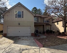 Building Photo - 250 Sylvan Loop