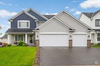 Building Photo - 15641 Fairchild Way