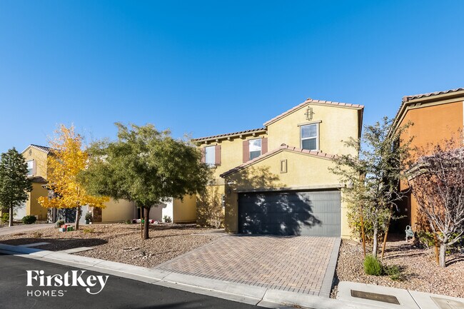 Building Photo - 584 Little Moon Ave