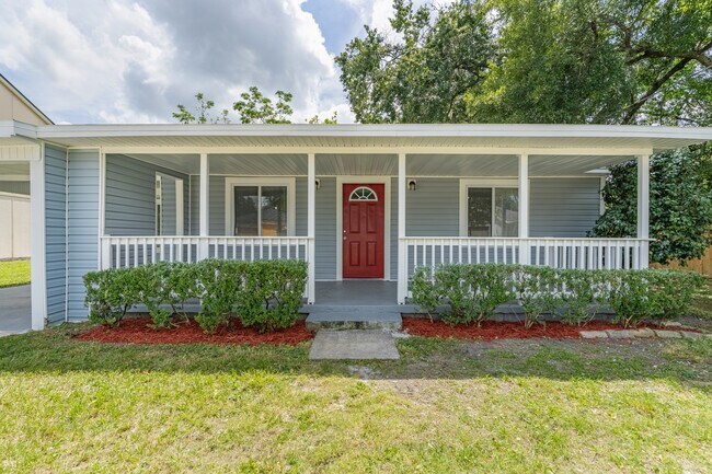 Foto del edificio - 8524 Dandy Ave