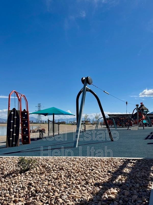 Foto del edificio - 1549 Charmer Ln