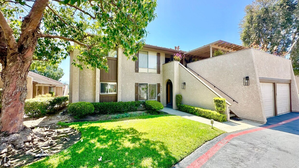 Primary Photo - Lovely Downstairs, Entry Level Condo Unit ...