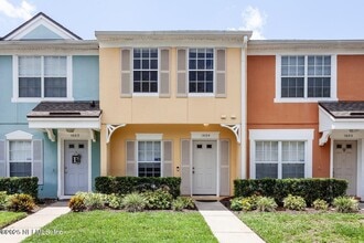 Building Photo - 12311 Kensington Lakes Dr