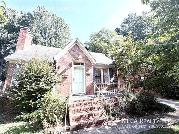 Building Photo - 2537 Cranbrook Ln