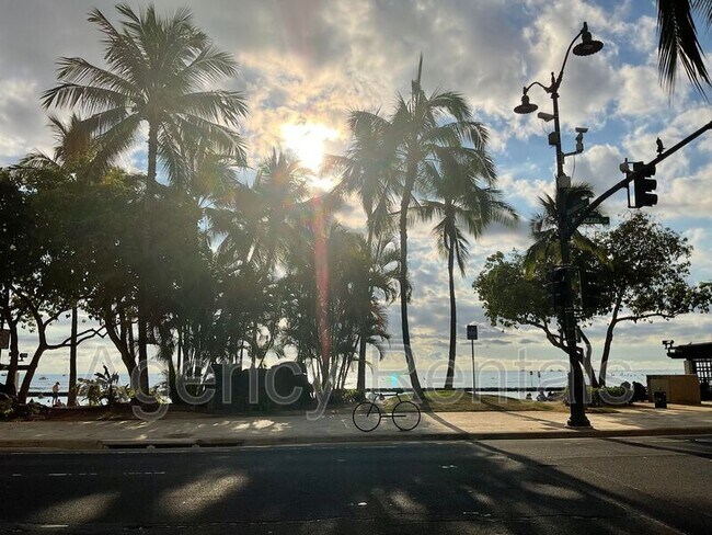 Foto del edificio - 2500 Kalakaua Ave. 202