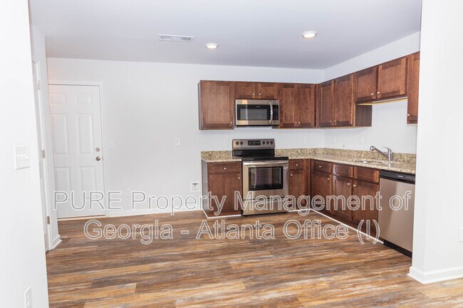 Building Photo - 238 Brookwood Xing