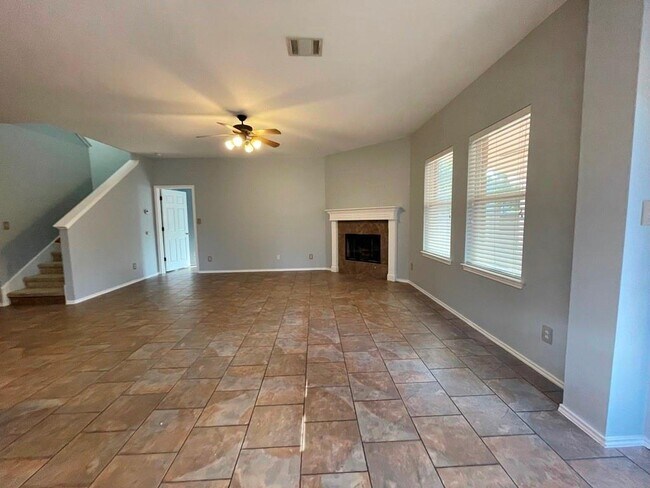 Foto del edificio - 9432 Castle Pines Dr