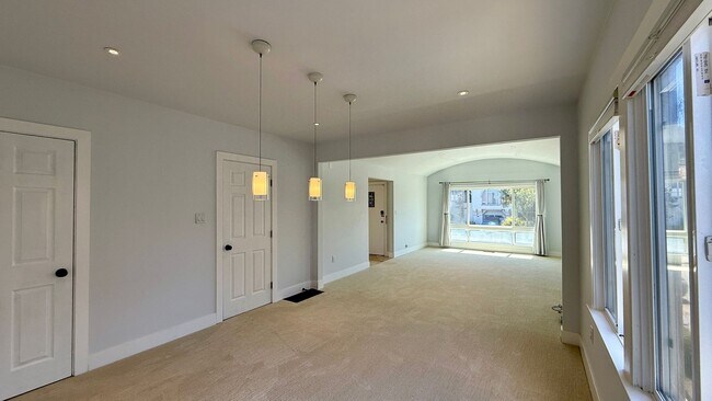 Foto del edificio - Updated 4BR/2BA Single Family Home in Cove...