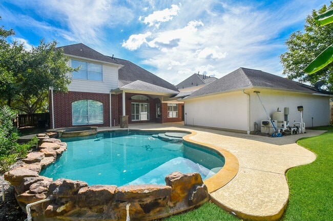 Foto del edificio - 22402 Caroline Chase Ct