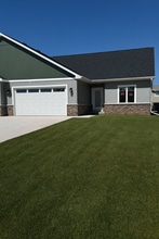 Building Photo - 2680 Princeton Dr