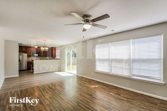 Foto del edificio - 127 Meadowvale Ln