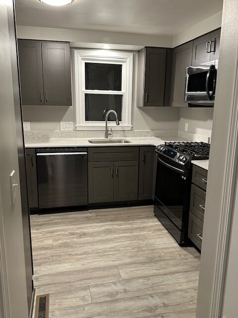 Building Photo - 163 Marine Dr