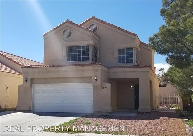 Building Photo - 229 Clifton Heights Dr