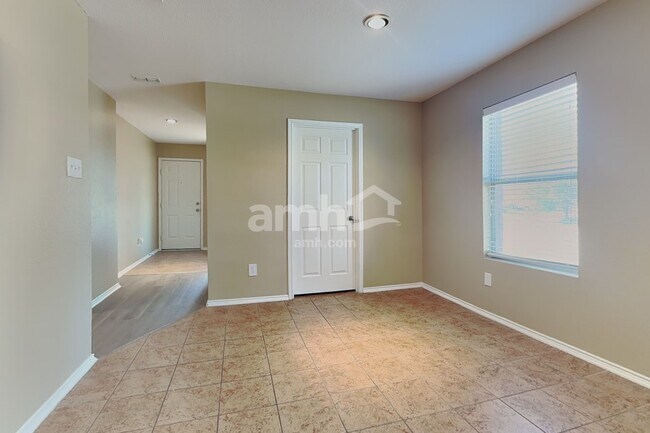 Foto del edificio - 9001 Quarry Ridge Trail