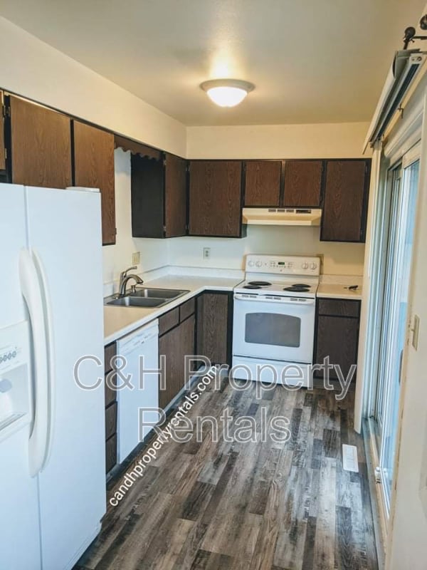 Foto del edificio - 1507 Elaine St