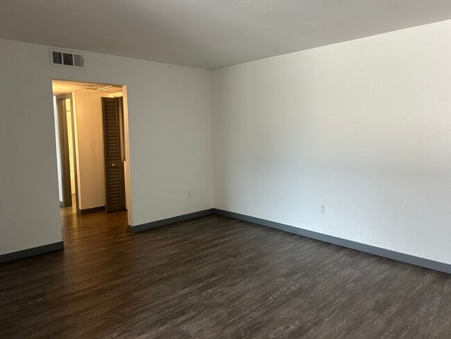 Interior Photo - Uptown Fullerton
