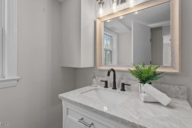 Building Photo - Build Equity While Leasing - Lease and Own...