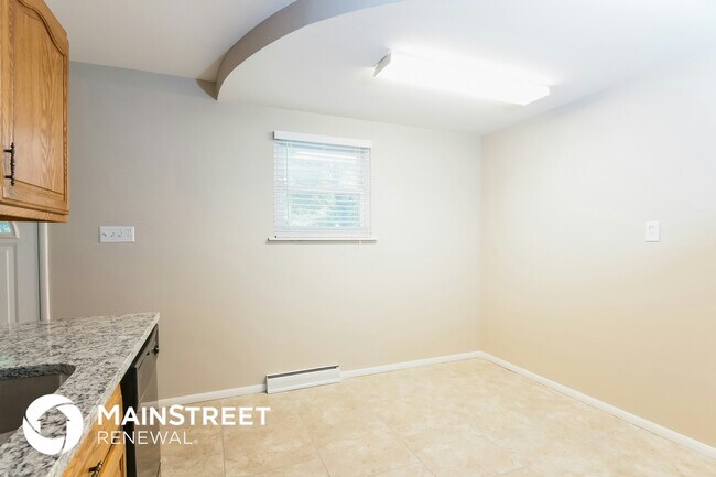 Foto del edificio - 702 Lynn Haven Ln