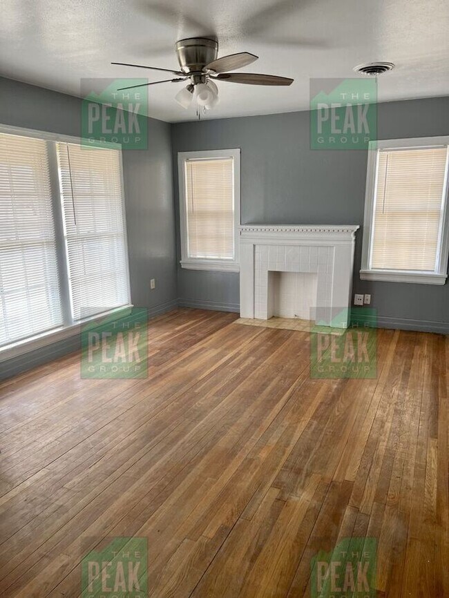 Building Photo - Move-In Special + WAIVED ADMIN FEE FOR LEA...