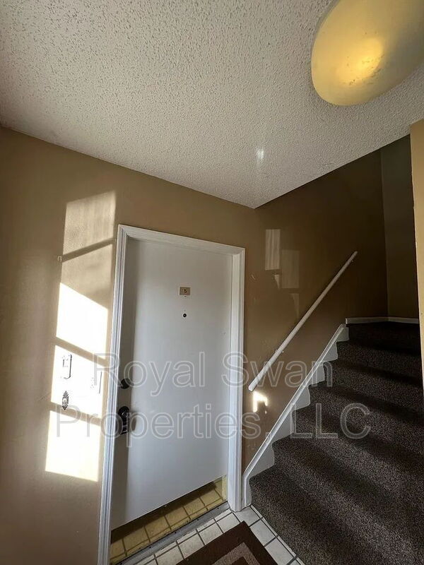 Foto del edificio - 1920 E Edgewood Dr