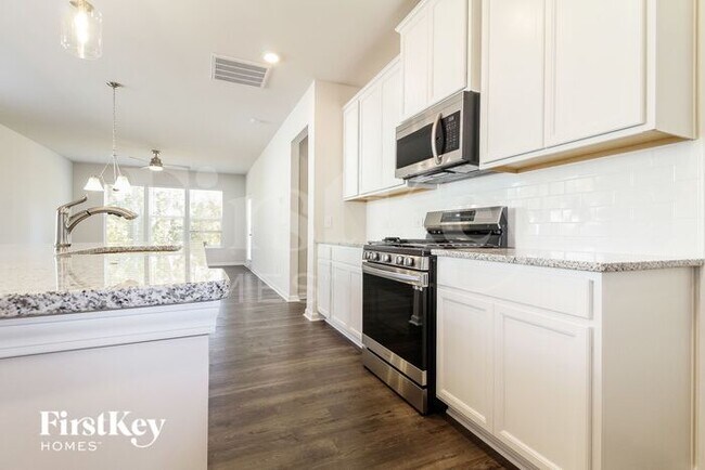 Foto del edificio - 522 Hillpark Ln