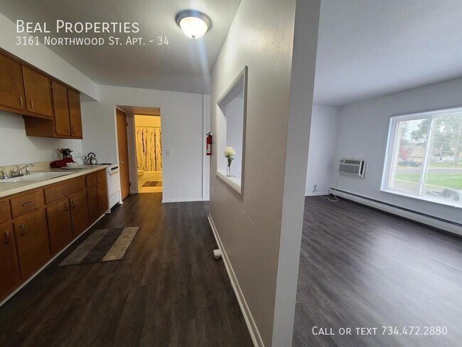 Foto del edificio - 3161 Northwood Ave