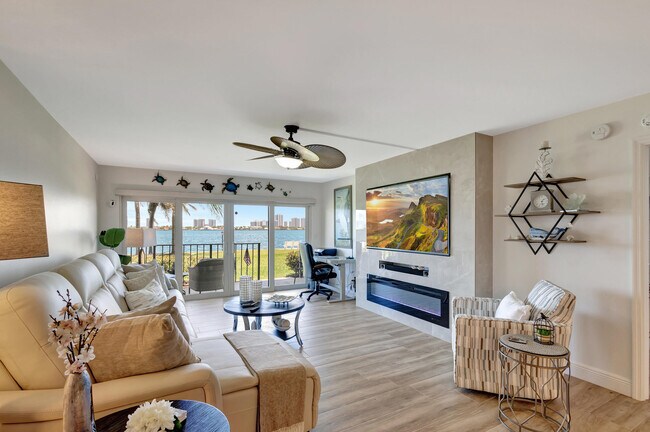 Foto del edificio - 801 Lake Shore Dr