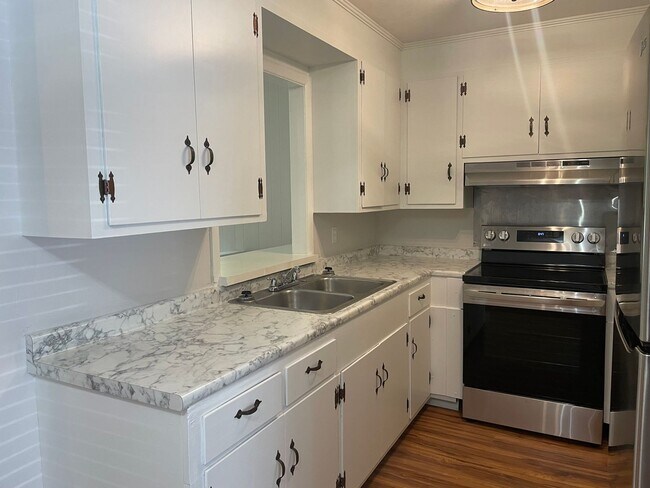 Building Photo - 3 Bedroom/2 Bath Home in Valdosta