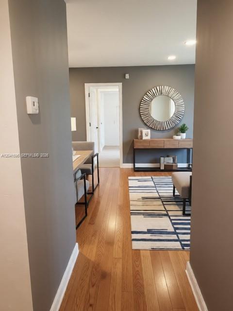 Foto del edificio - 738 Crest Pines Dr