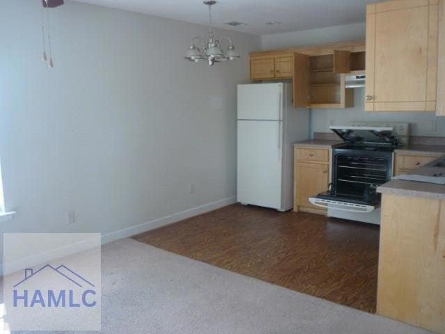 Building Photo - 1113 Kelly Dr