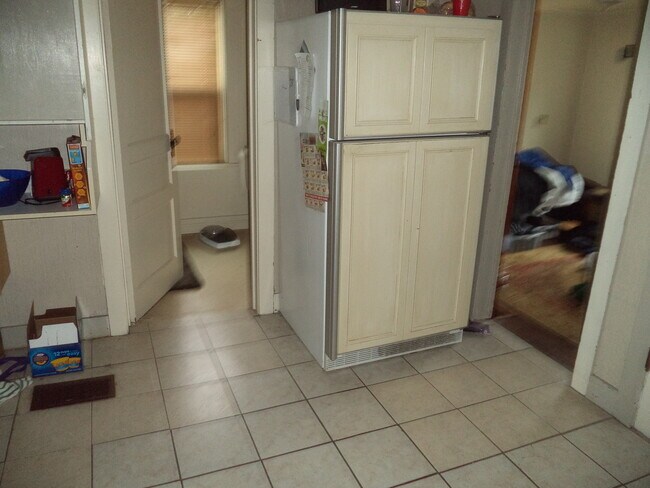 Foto del edificio - 102 E Cherry Ln