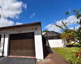 Building Photo - 9311 Wedgewood Dr