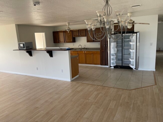 Building Photo - 2865 Kirby Cir NE