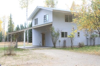 Building Photo - 72 Childs Rd