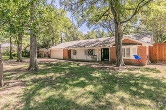 Building Photo - 3215 Spanish Oak Dr