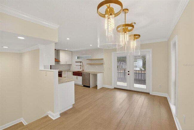 Foto del edificio - 162 E Davis Blvd