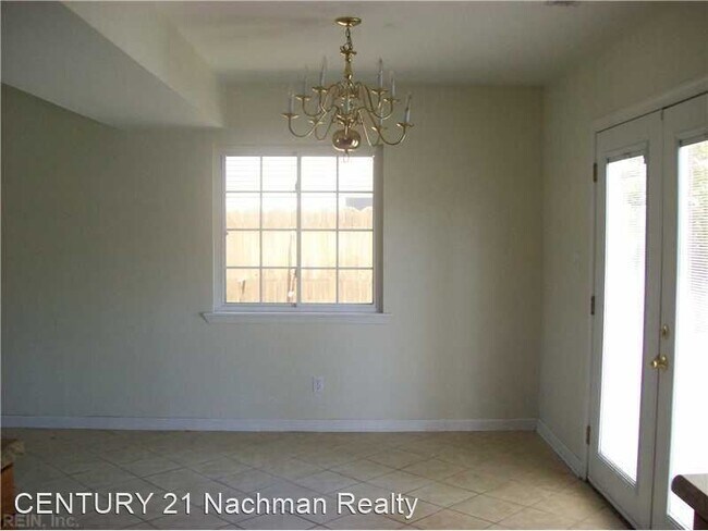 Building Photo - 5 br, 3 bath House - 710 Round Bay Road