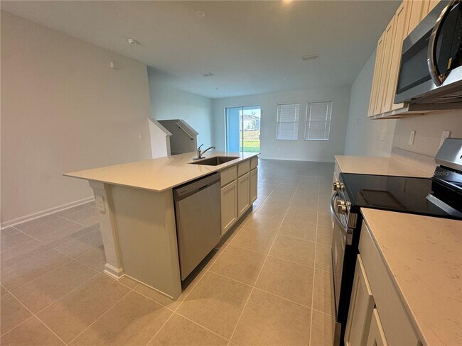 Building Photo - 2967 Maloof Dr