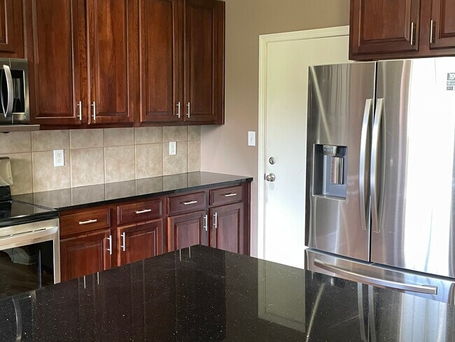 Building Photo - 6393 Matcumbe Way